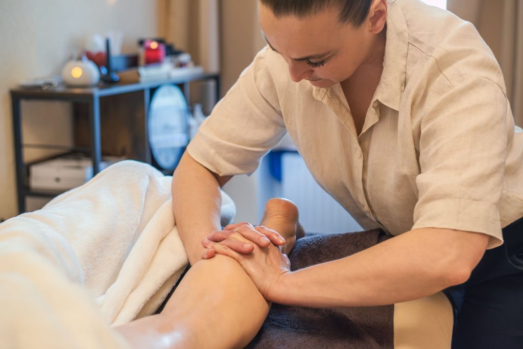 Beispiel Susan Wellness Ganzkörpermassage